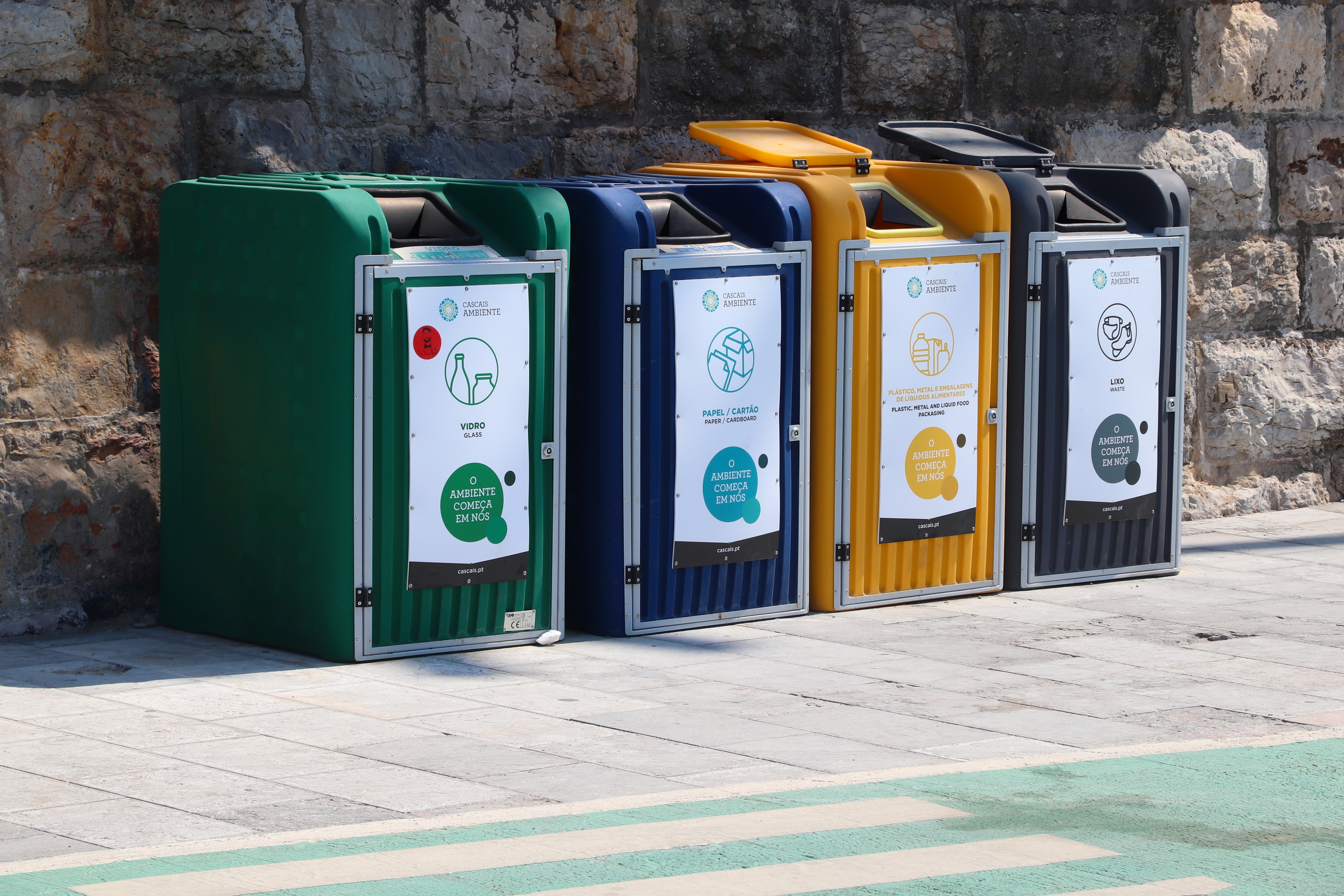 Waste collection containers in Cascais