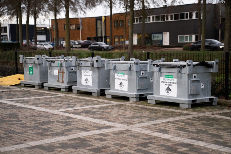 Battery containers in NOWOS factory