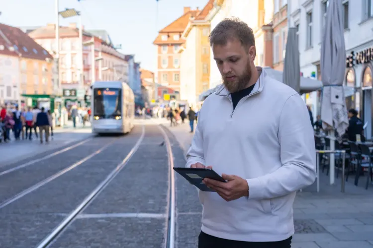 Mapular Co-Founder and Solutions Architect, Finn Geiger, working with the SmartDrive AI solution
