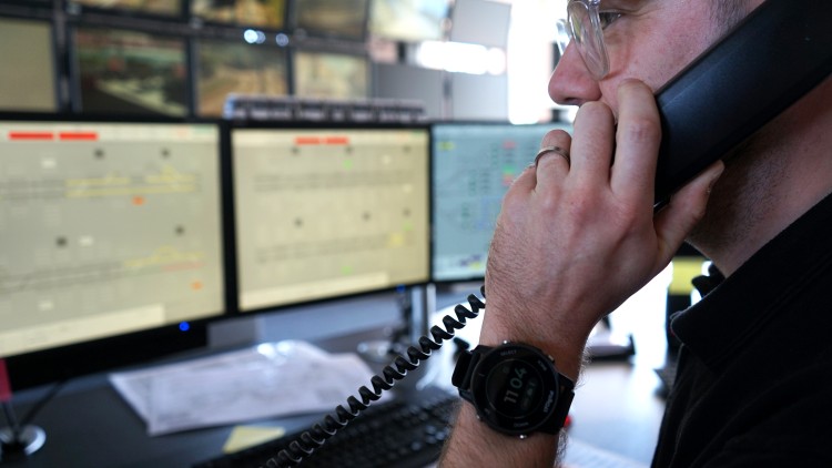 BaselineNC™ Workplace Fatigue Monitoring Wearable at Edinburgh Trams Used by Control Room Operator