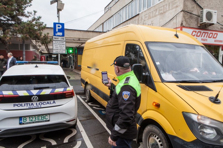 Image for Enforcing Smart Zones in Istanbul and Bucharest