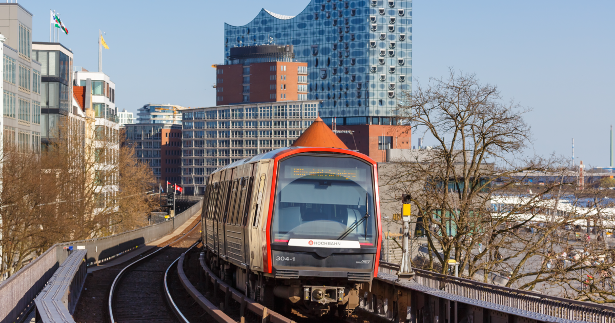 Hamburg: Real time information about occupancy of busses and trains ...