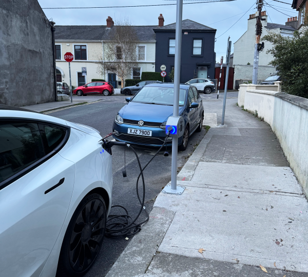 Node electric charging socket on a sreet