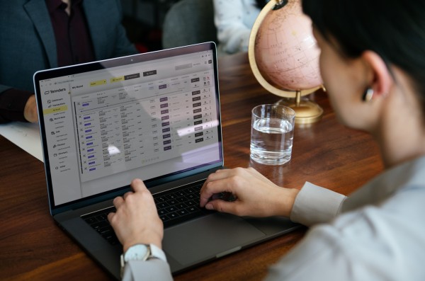 Hero image for Tennders: the one-stop-solution for road freight transport