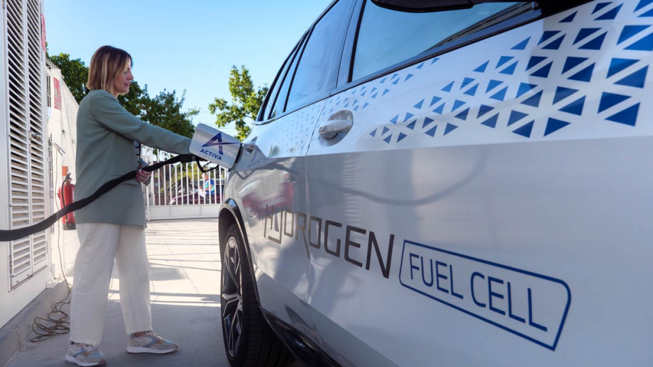 Respostando en la estación de hidrógeno de HVR Energy_ ACTIVA