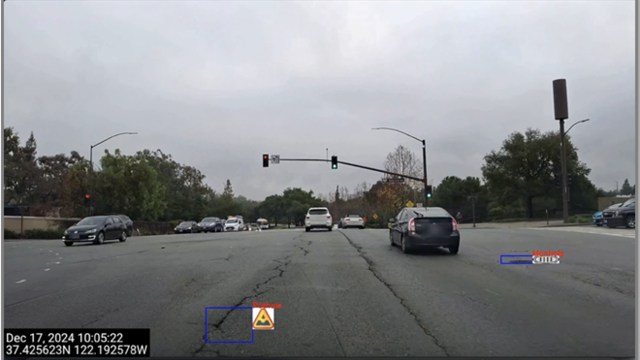 US- Demo, Manholes, Potholes, Defects