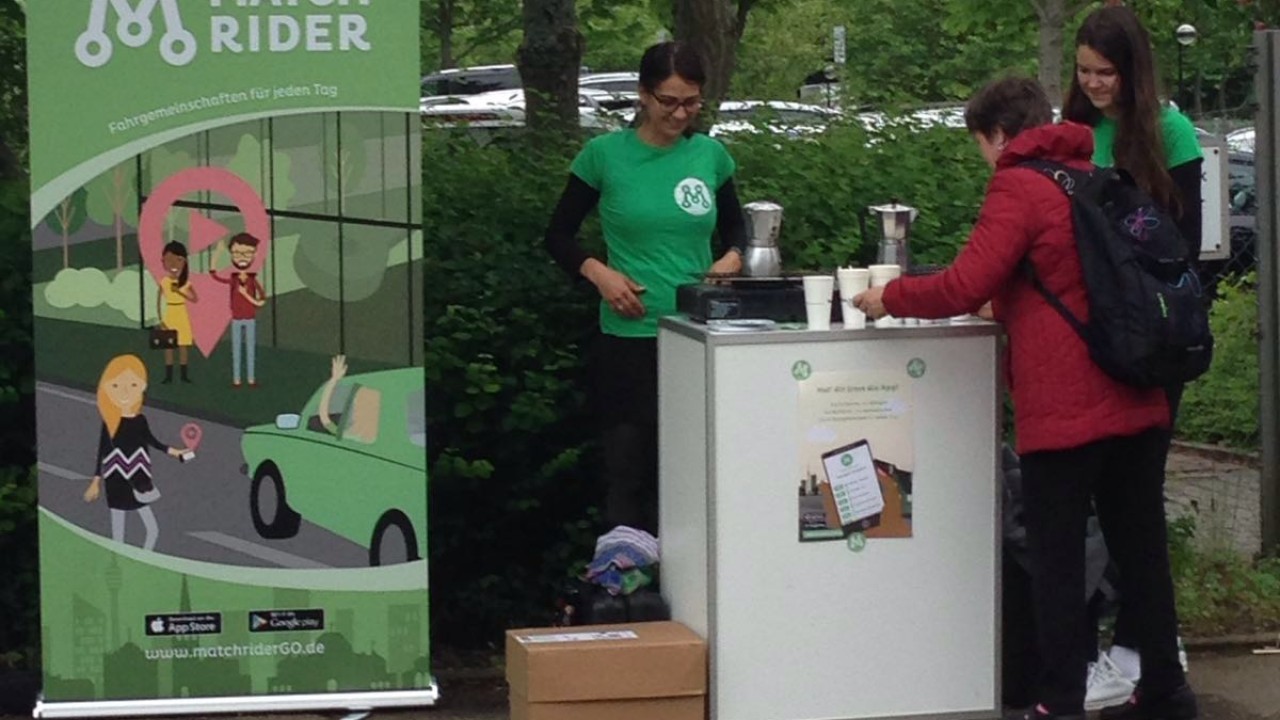 Downloading DIY Ridesharing App