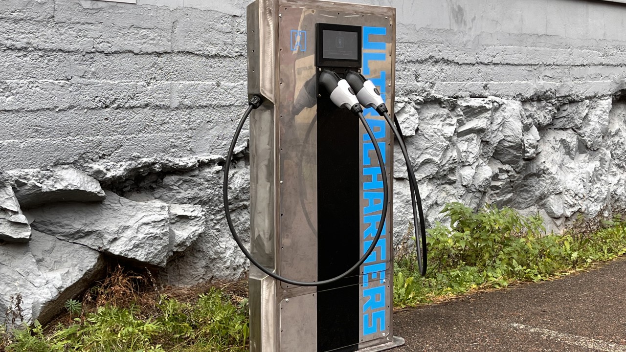 Type 6 Charging station 