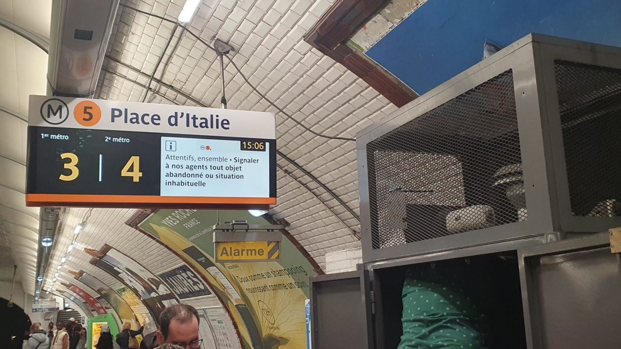 Installation in Paris Metro.