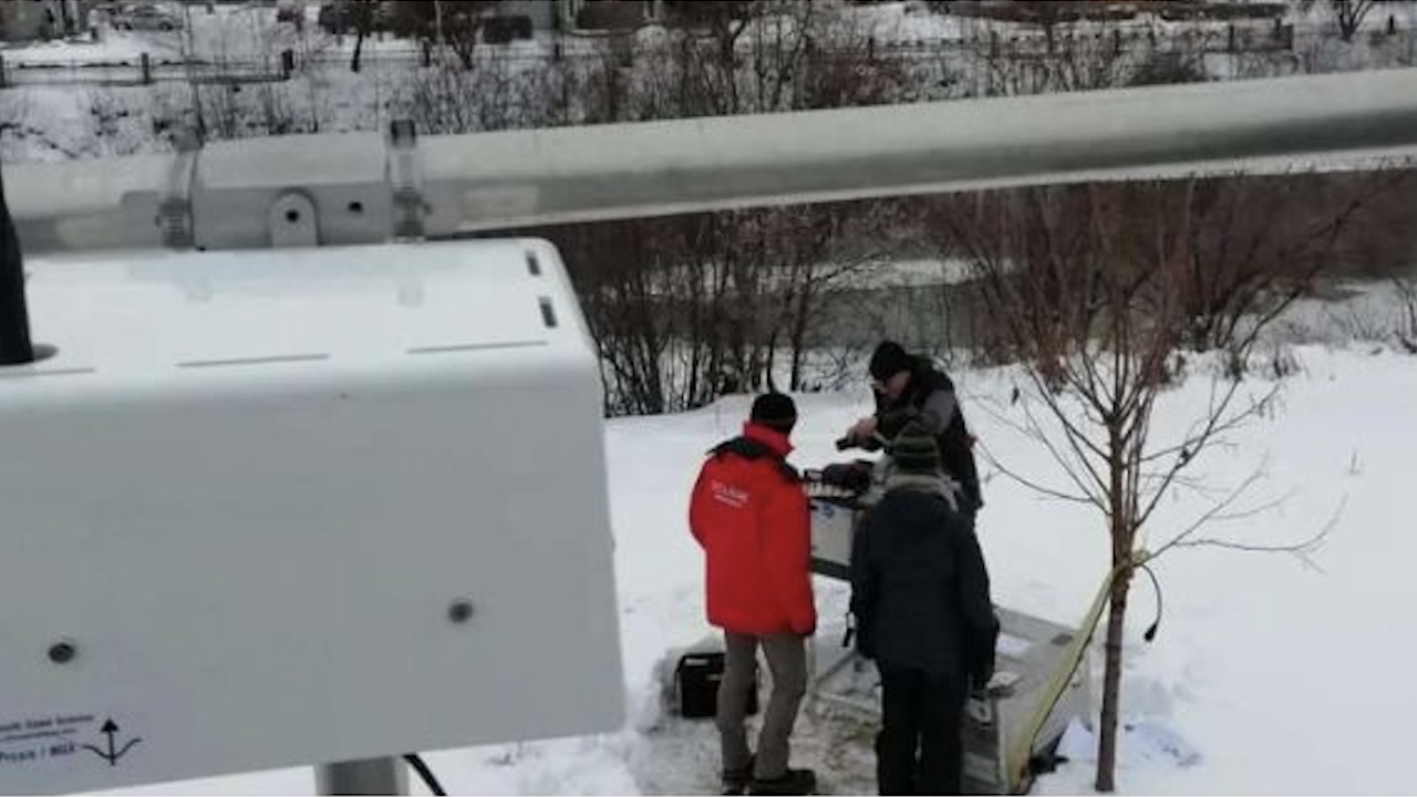 EMSOL Monitoring Device in cold conditions 