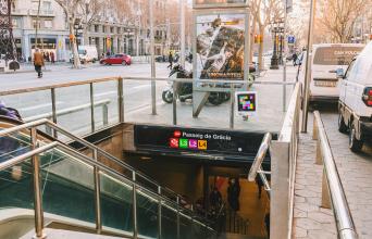 Image for Innovative solutions to enhance user experience in transport through music