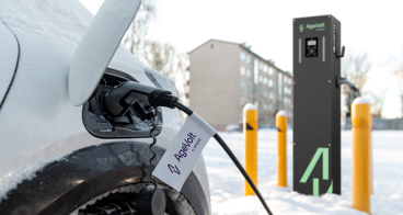 Image for Smart EV charging integrated with renewable energy and battery storage